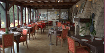 Hôtel-restaurant la Table des Bons Pères - Bislée