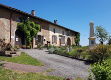 Aire de stationnement camping-cars - Beaulieu-en-Argonne