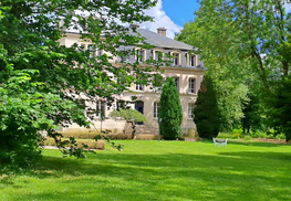 Chambres d'hôtes château des Aulnes - Bouconville-sur-Madt