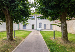 Gîte de la tour carrée - Lacroix-sur-Meuse