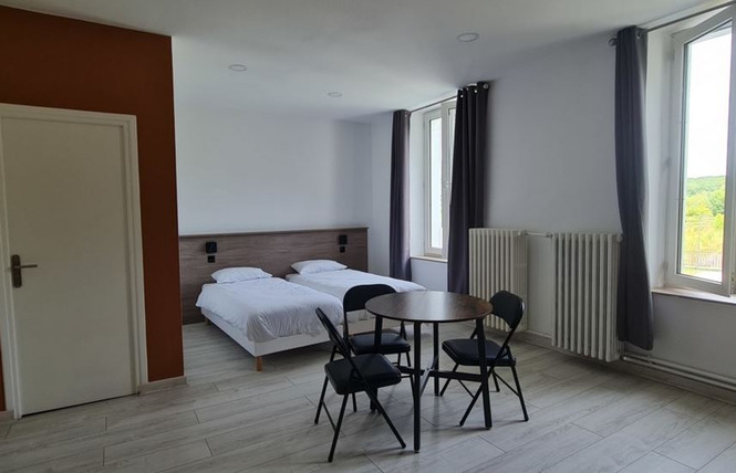 Gîte marron 2 - Lacroix-sur-Meuse