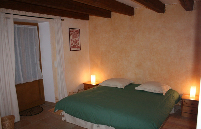 Gîte la glycine 2 - Lachaussée