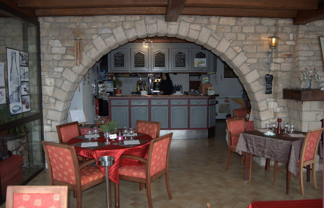 Hôtel-restaurant la Table des Bons Pères 2 - Bislée