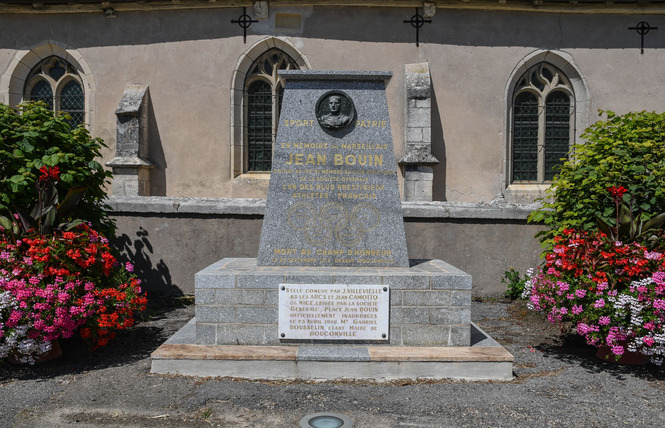Stèle de Jean Bouin 1 - Bouconville-sur-Madt